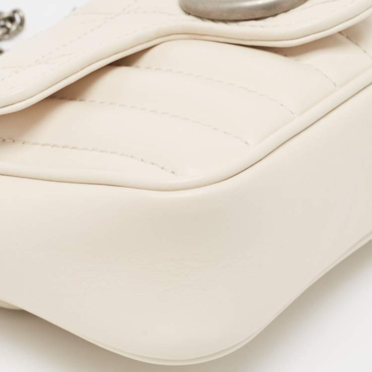 Pre Owned Gucci Off White Matelasse Leather Super Mini GG Marmont Shoulder Bag