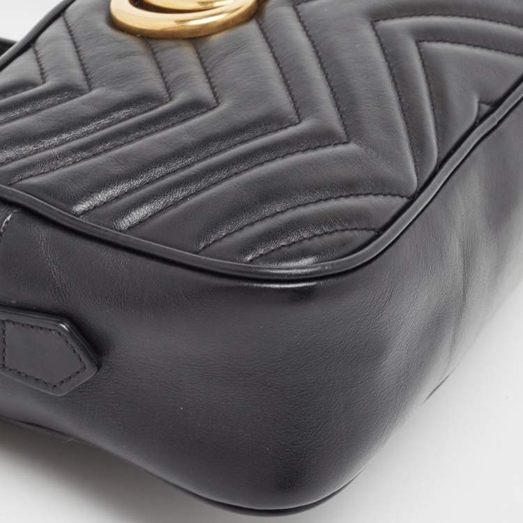 Pre Owned Gucci Black Matelasse Leather Small GG Marmont Shoulder Bag