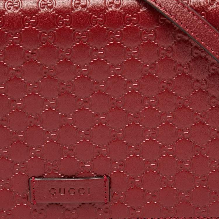 مملوكة مسبقًا Gucci Red Microguccissima Leather Flap Crossbody Bag