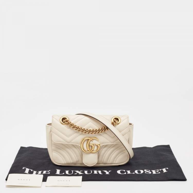 Pre Owned Gucci Off White Matelassé Leather Mini GG Marmont Shoulder Bag