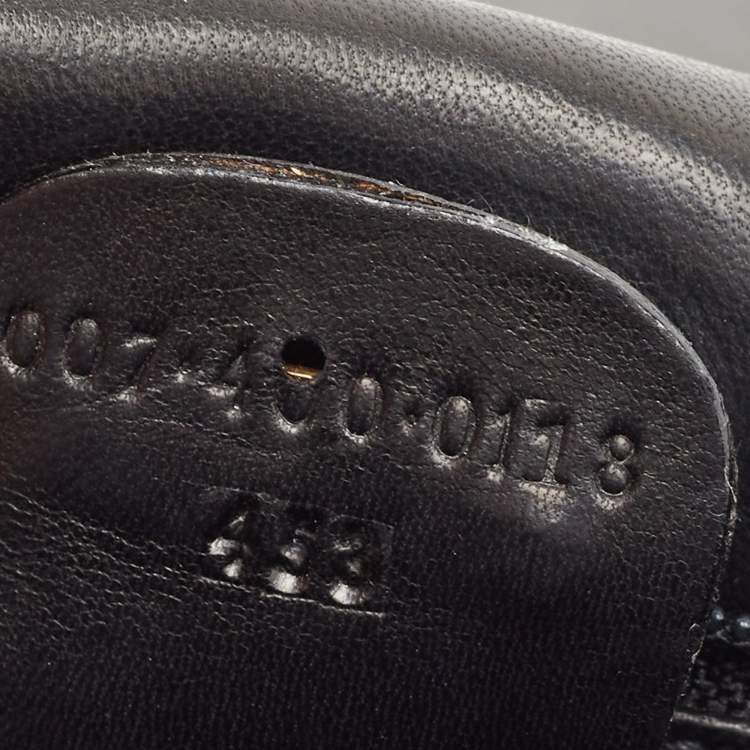 Pre Owned Gucci Black Crocodile Leather Interlocking GG Flap Crossbody Bag