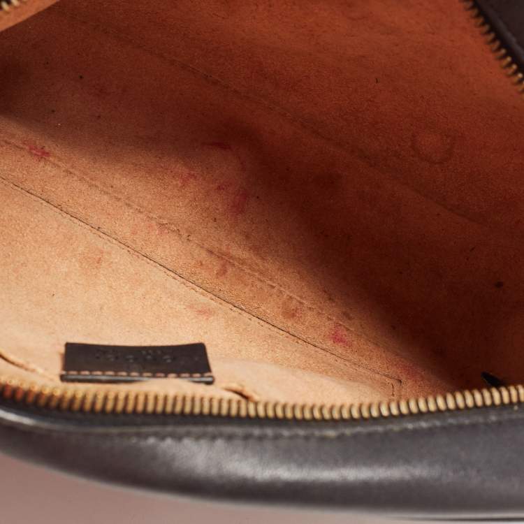 Pre Owned Gucci Black Matelassé Leather Small GG Marmont Camera Bag