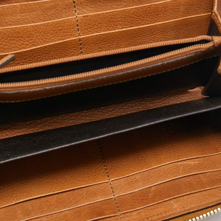 مملوكة مسبقًا Gucci Beige GG Canvas and Leather Tassel Zip Around Wallet
