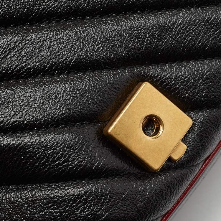 Pre Owned Gucci Black/Red Diagonal Quilt Leather Medium GG Marmont Torchon Shoulder Bag