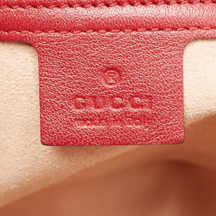 Pre Owned Gucci Black/Red Diagonal Quilt Leather Medium GG Marmont Torchon Shoulder Bag