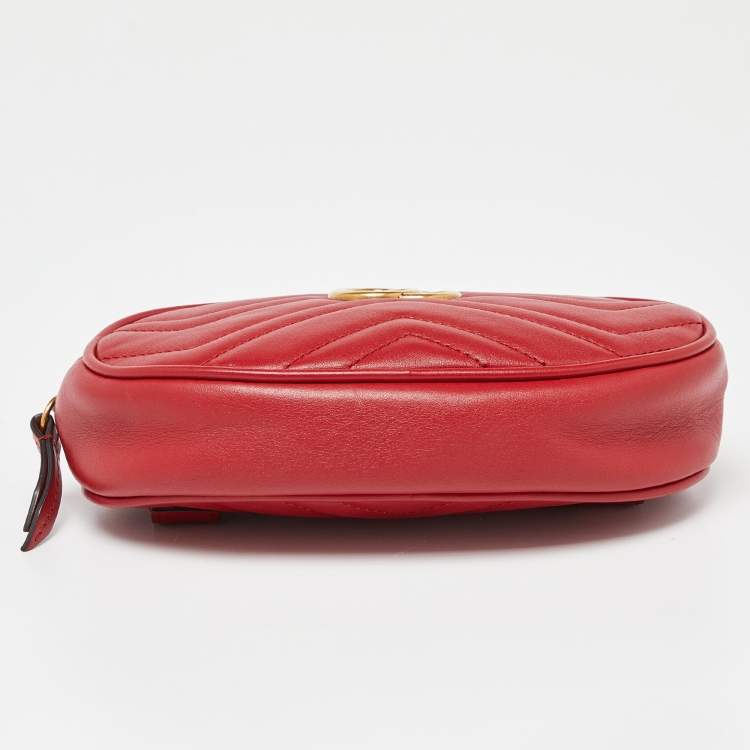 Pre Owned Gucci Red Matelassé Leather GG Marmont Belt Bag