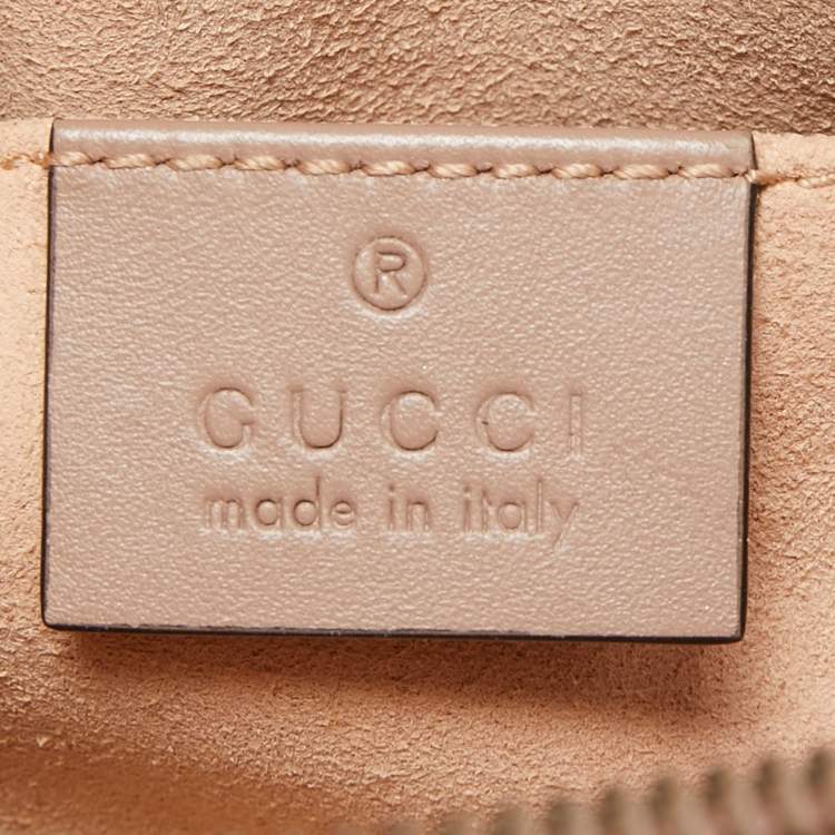 Pre Owned Gucci Beige Matelassé Leather GG Marmont Belt Bag 