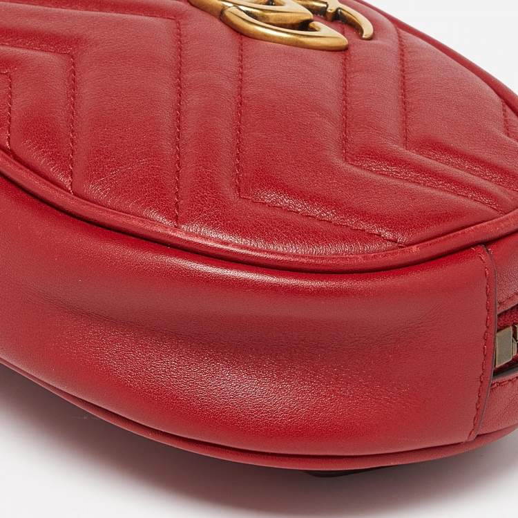 Pre Owned Gucci Red Matelassé Leather GG Marmont Belt Bag
