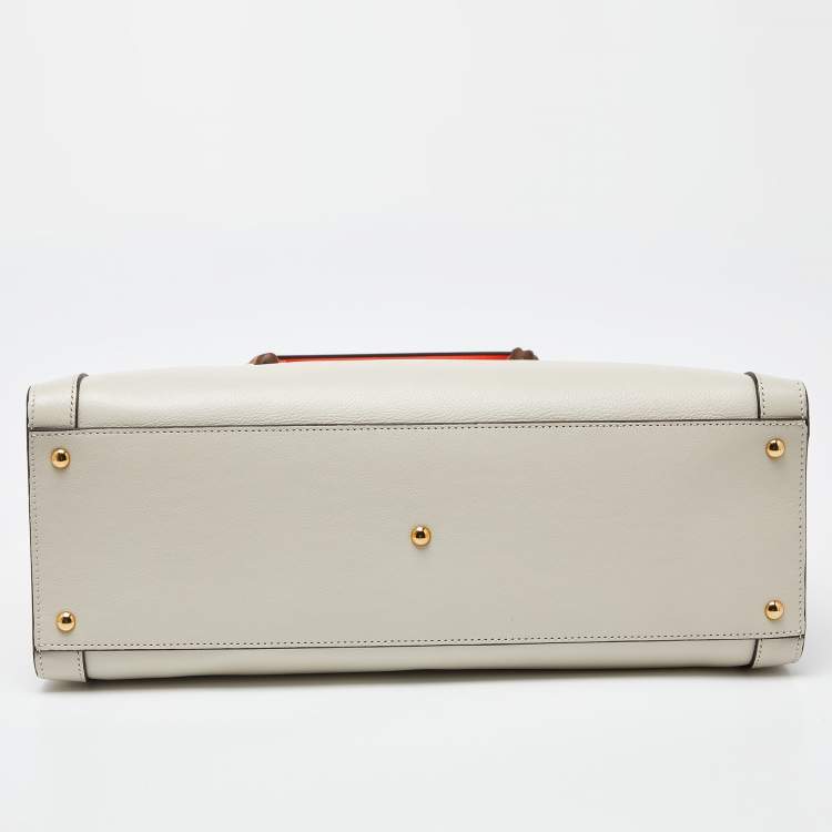 Pre Owned Gucci Off White Leather Medium Diana Tote