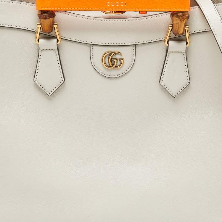 Pre Owned Gucci Off White Leather Medium Diana Tote