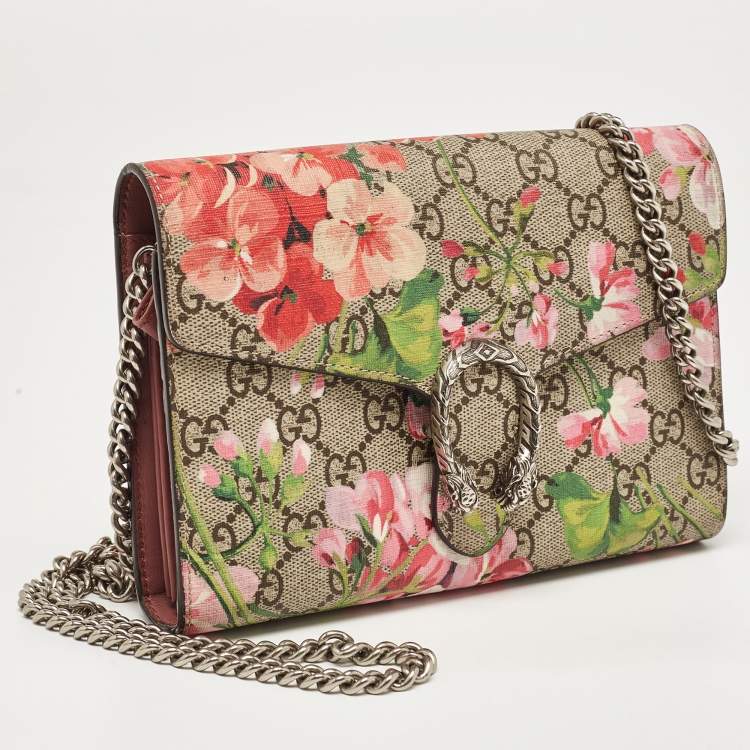 مملوكة مسبقًا Gucci Blue/Beige GG Blooms Supreme Canvas and Leather Dionysus Wallet On Chain
