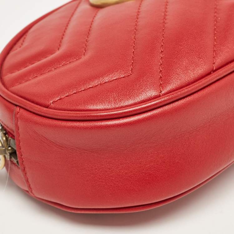 Pre Owned Gucci Red Matelassé Leather GG Marmont Belt Bag