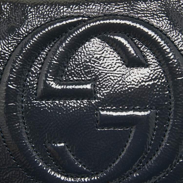 مملوكة مسبقًا Gucci Dark Blue Patent Leather Small Soho Disco Crossbody Bag