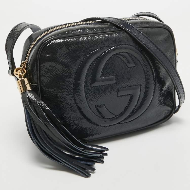 مملوكة مسبقًا Gucci Dark Blue Patent Leather Small Soho Disco Crossbody Bag