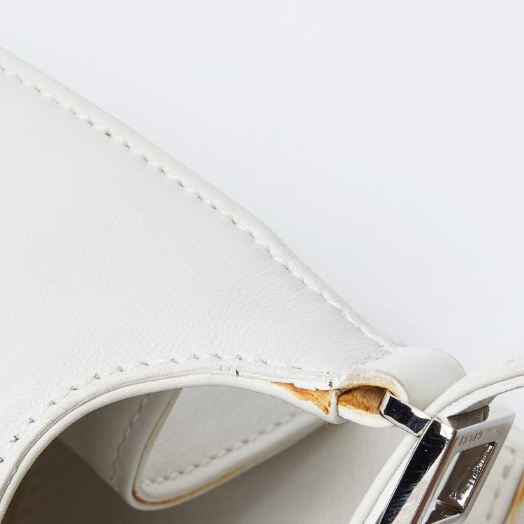Pre Owned Gucci Off White Leather Hobo