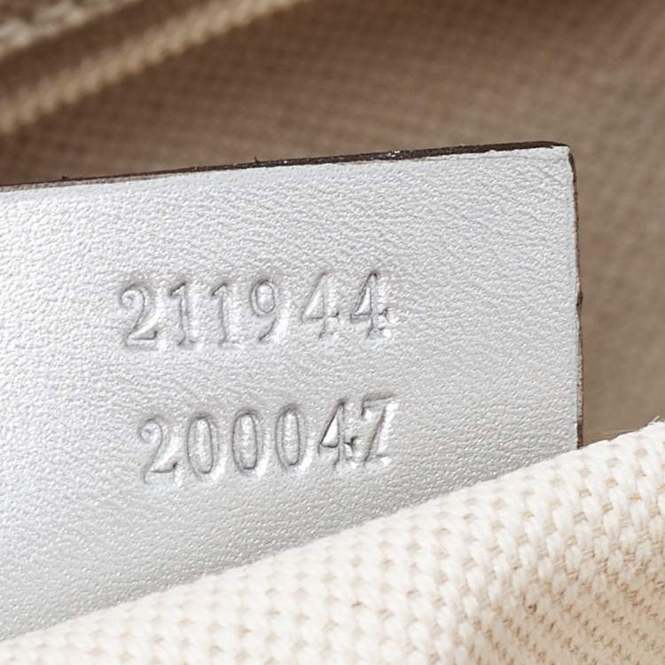 Pre Owned Gucci Silver Guccissima Leather Medium Sukey Tote