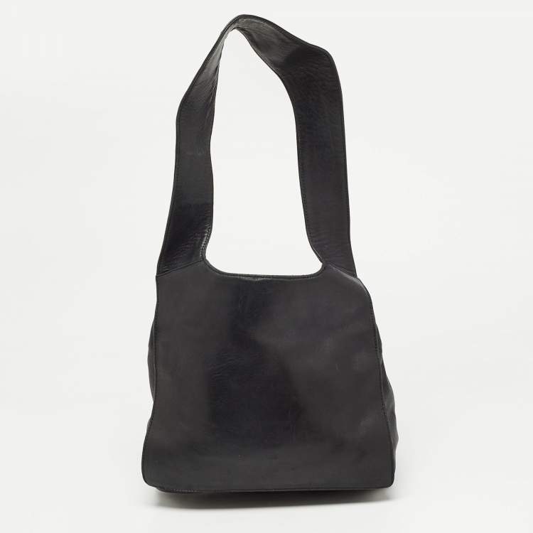 مملوكة مسبقًا Gucci Black Leather Drawstring Hobo