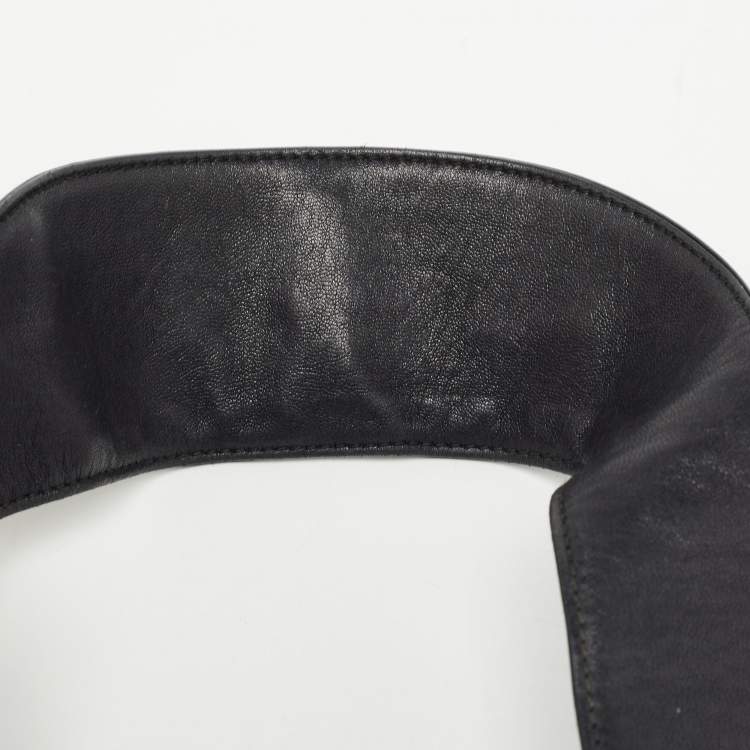 مملوكة مسبقًا Gucci Black Leather Drawstring Hobo