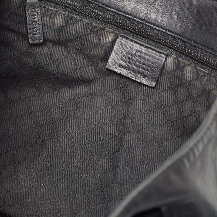 مملوكة مسبقًا Gucci Black Leather Drawstring Hobo
