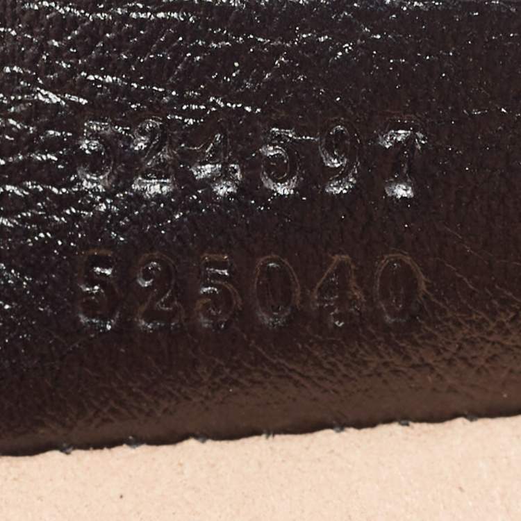 مملوكة مسبقًا Gucci Black Leather GG Marmont Pouch