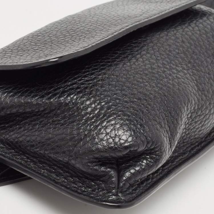 Pre Owned Gucci Black Leather Soho Belt Bag