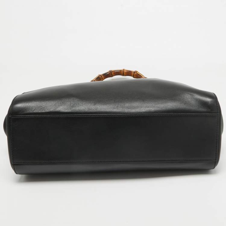 Pre Owned Gucci Black Leather Bamboo Nymphaea Tote