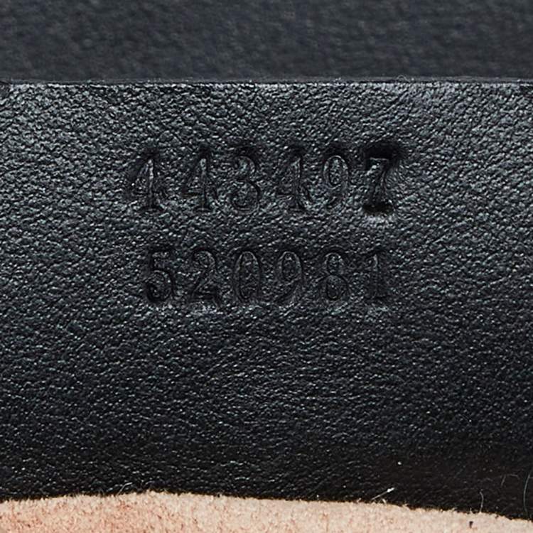 Pre Owned Gucci Black Matelassé Leather Small GG Marmont Shoulder Bag