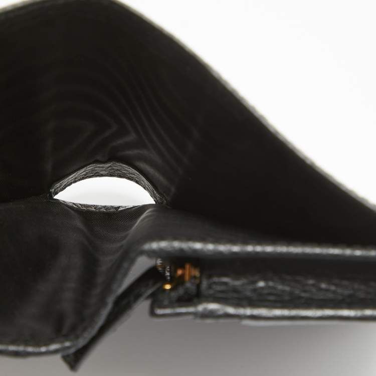 مملوكة مسبقًا Gucci Black Leather GG Marmont Flap Card Case