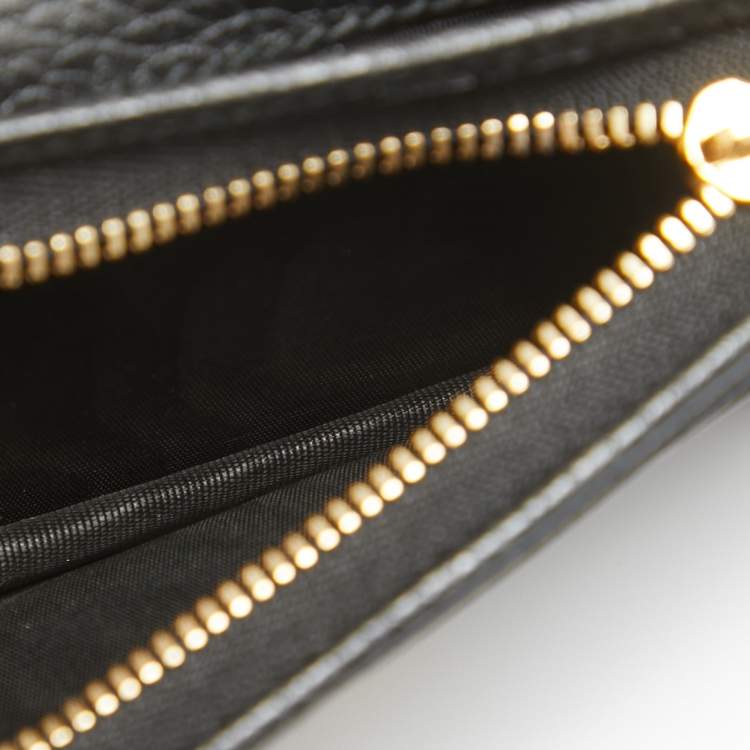 مملوكة مسبقًا Gucci Black Leather GG Marmont Flap Card Case