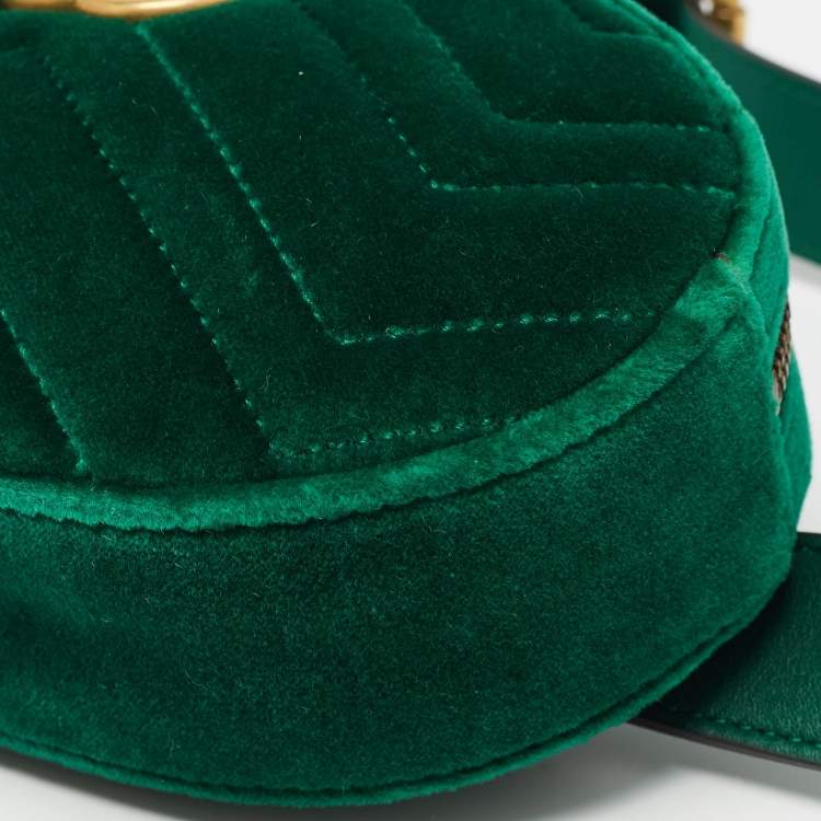 Pre Owned Gucci Green Matelassé Velvet Mini GG Marmont Belt Bag