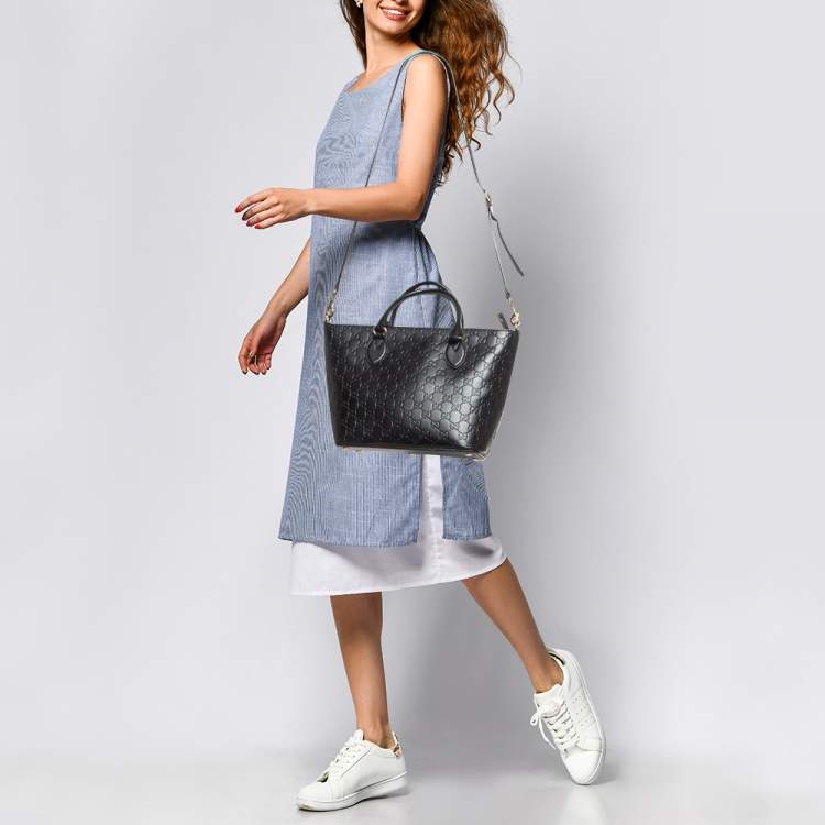 Pre Owned Gucci Black Guccissima Leather Zip Tote