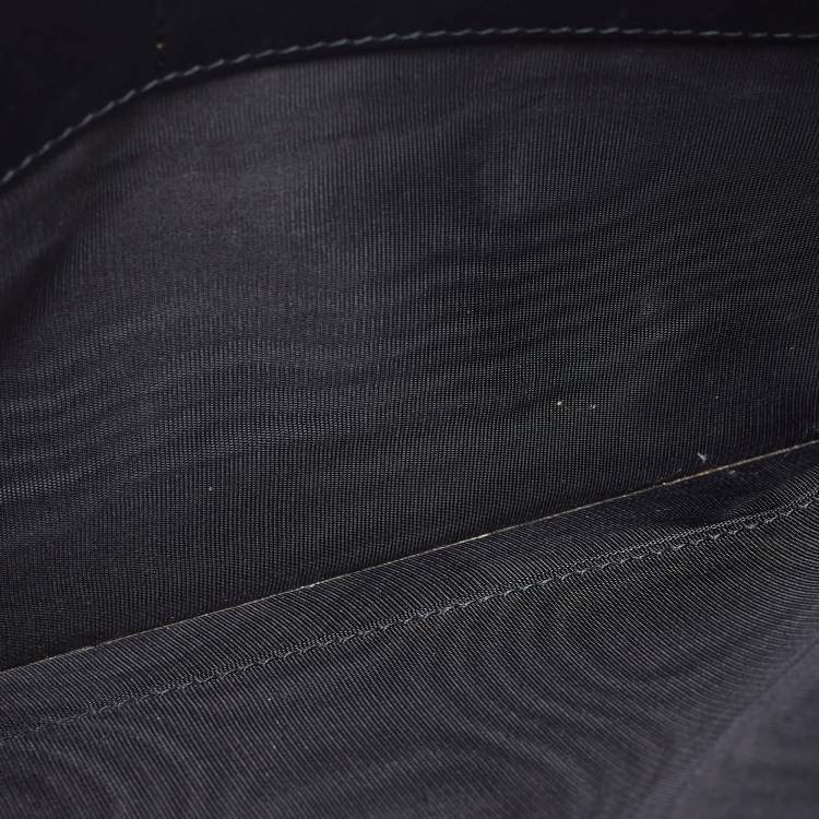 Pre Owned Gucci Black Leather Guccy Star Wristlet Pouch