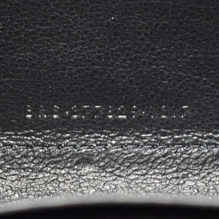Pre Owned Gucci Black Matelassé Leather GG Marmont Chain Clutch 
