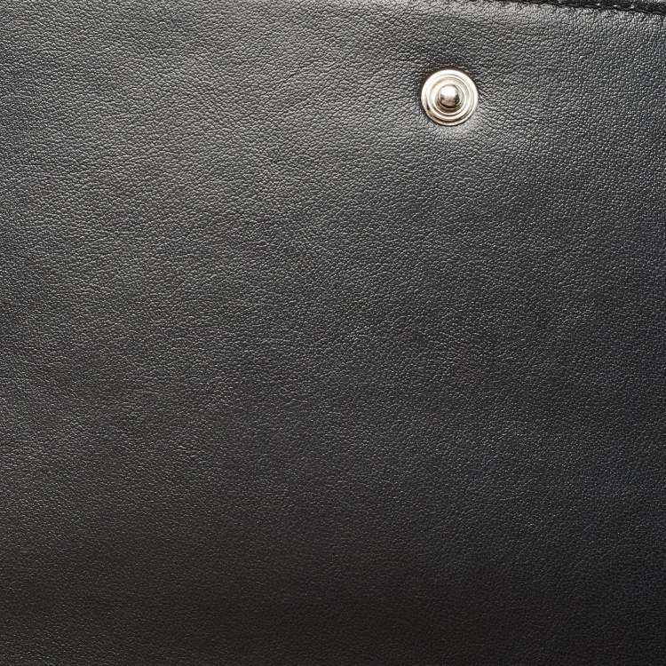 Pre Owned Gucci Black Matelassé Leather GG Marmont Chain Clutch 
