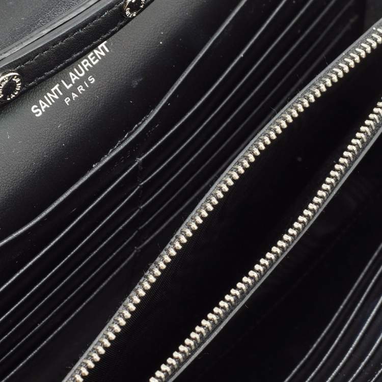 Pre Owned Gucci Black Matelassé Leather GG Marmont Chain Clutch 