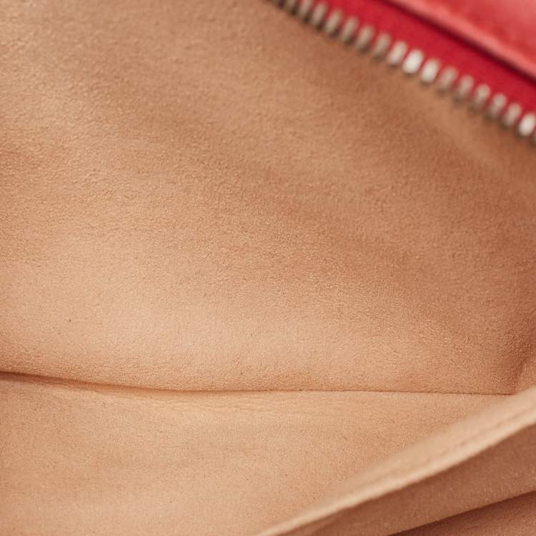 Pre Owned Gucci Red Matelassé Leather GG Marmont Belt Bag