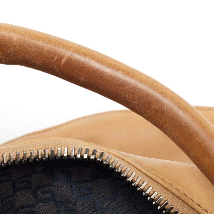 Pre Owned Gucci Beige Leather Zip Hobo