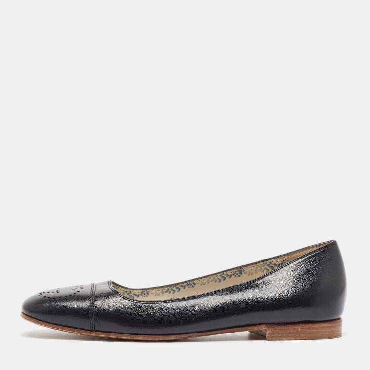 Pre Owned Gucci Black Perforated GG Leather Ballet Flats Size 38