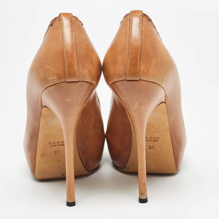 Pre Owned Gucci Brown Leather Whipstitch Detail Platform Pumps Size 36