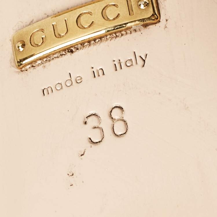 مملوكة مسبقًا Gucci Gold Texture Leather GG Marmont Pumps Size 38