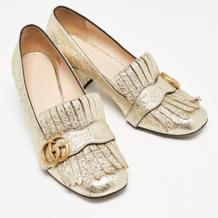 مملوكة مسبقًا Gucci Gold Texture Leather GG Marmont Pumps Size 38