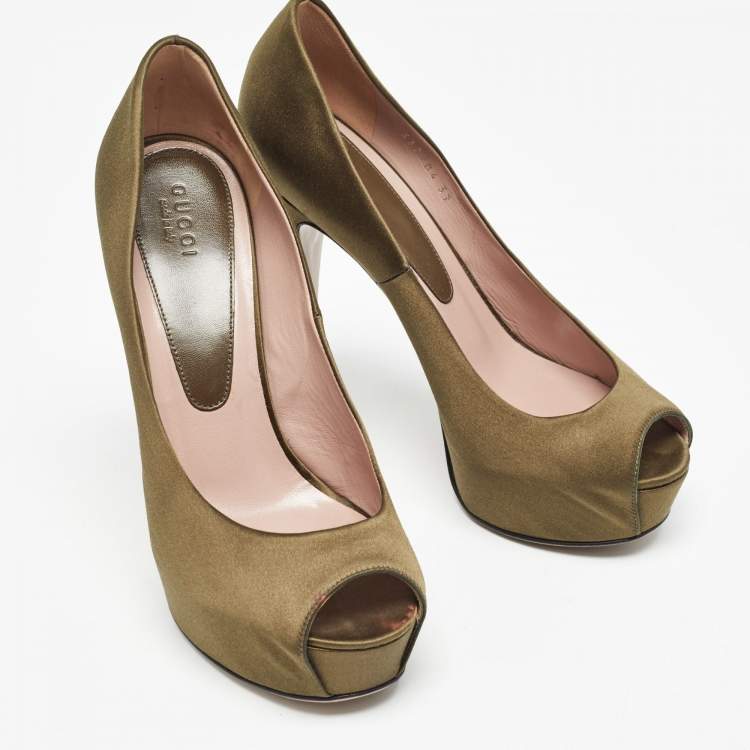 Pre Owned Gucci Olive Green Satin Peep Toe Platform Pumps Size 37