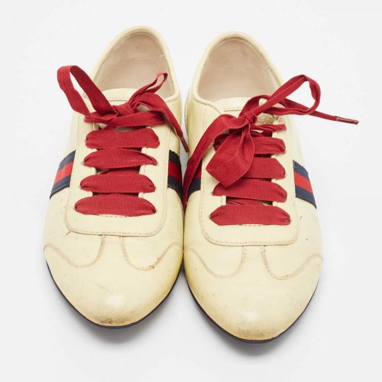 Pre Owned Gucci Cream Patent Leather Lace Up Sneakers 36
