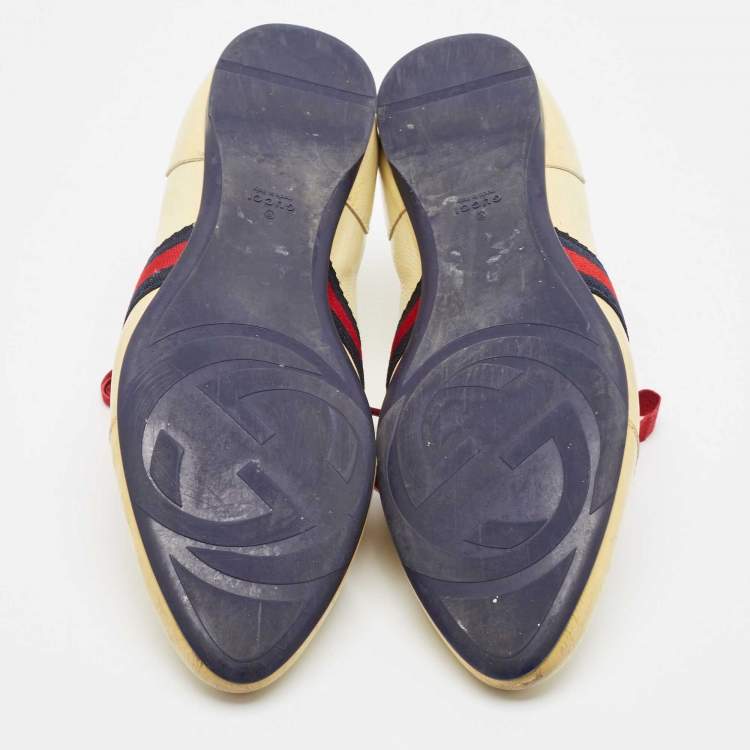 Pre Owned Gucci Cream Patent Leather Lace Up Sneakers 36