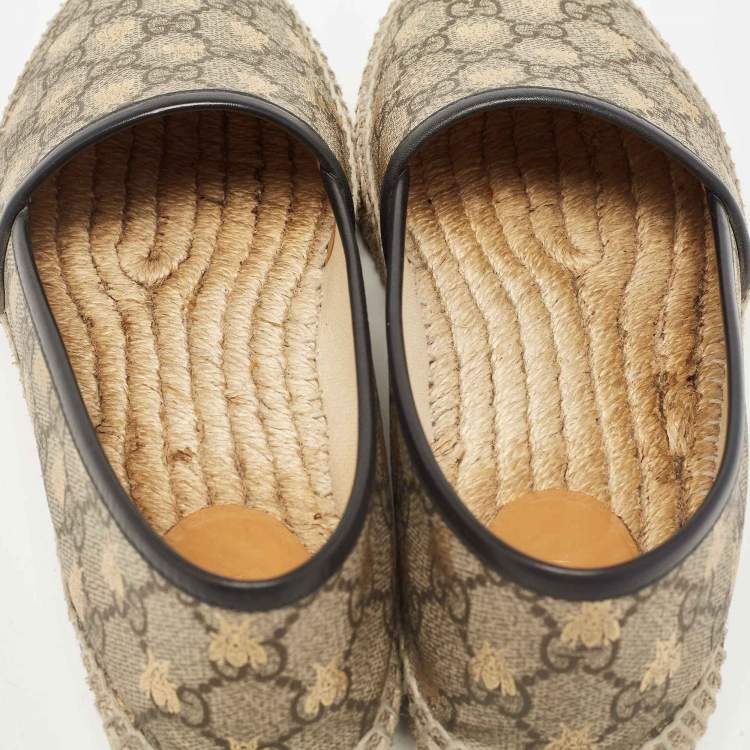 مملوكة مسبقًا Gucci Beige/Brown GG Supreme Canvas Bee Espadrille Flats Size 38.5