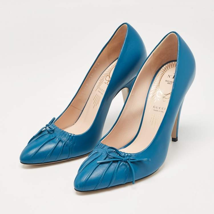Pre Owned Gucci Blue Leather Pointed Toe Pumps Size 37.5