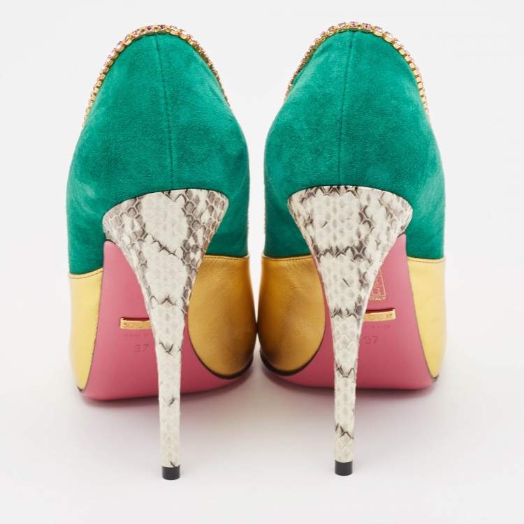 Pre Owned Gucci Gold/Green Suede and Leather Crystal Embellished Pumps Size 37