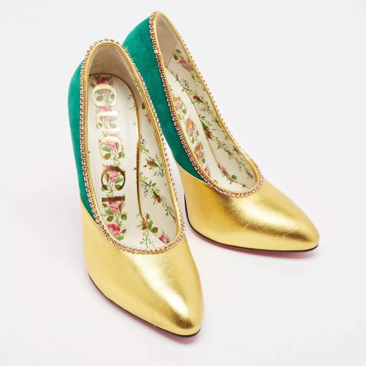 Pre Owned Gucci Gold/Green Suede and Leather Crystal Embellished Pumps Size 37