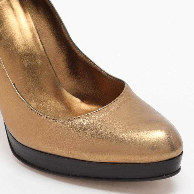 Pre Owned Gucci Gold Leather Pumps Size 37.5