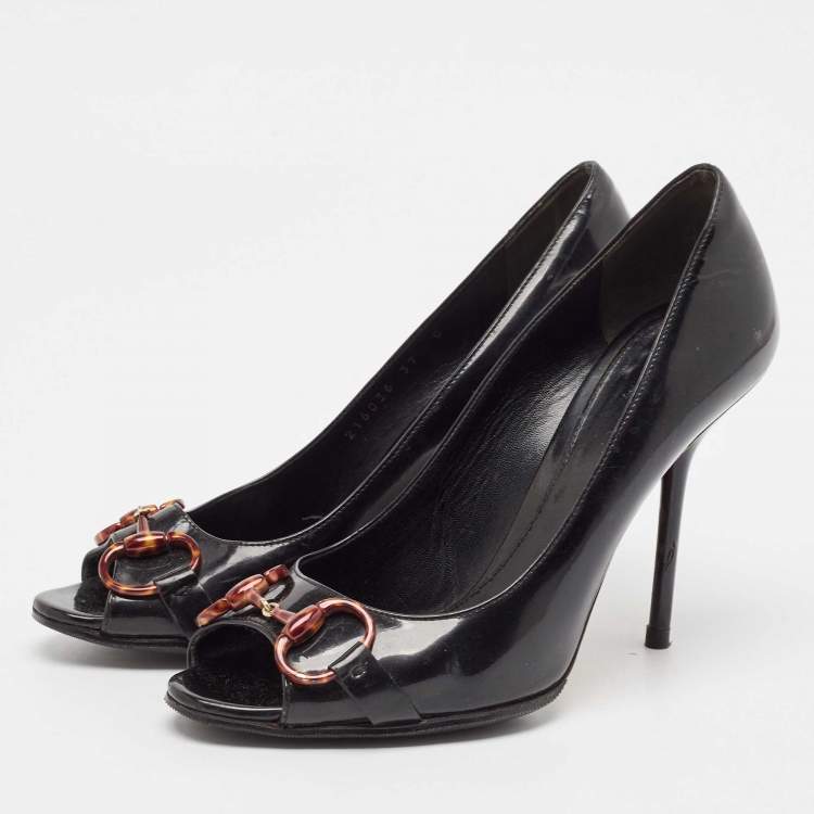 Pre Owned Gucci Black Patent Leather Horsebit Peep Toe Pumps Size 37